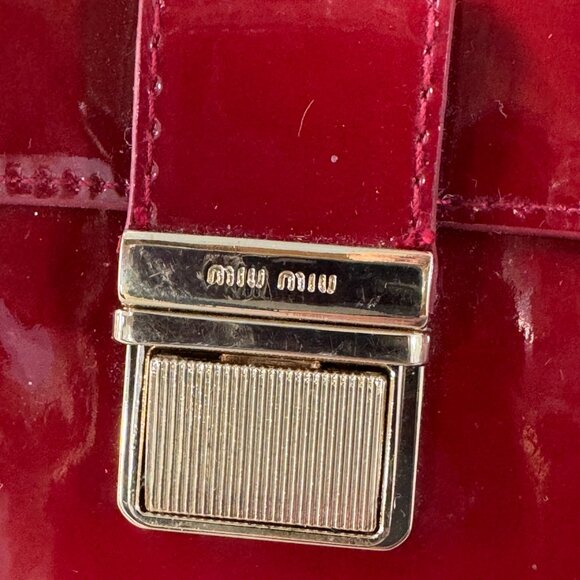 New Miu Miu Red Clutch - Picture 5 of 15